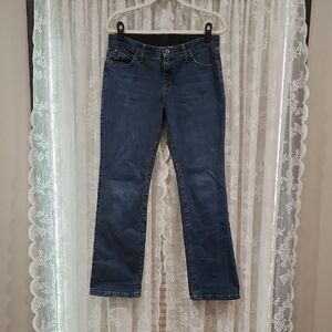 Wrangler Q Baby Ultimate Riding Bootcut Jeans